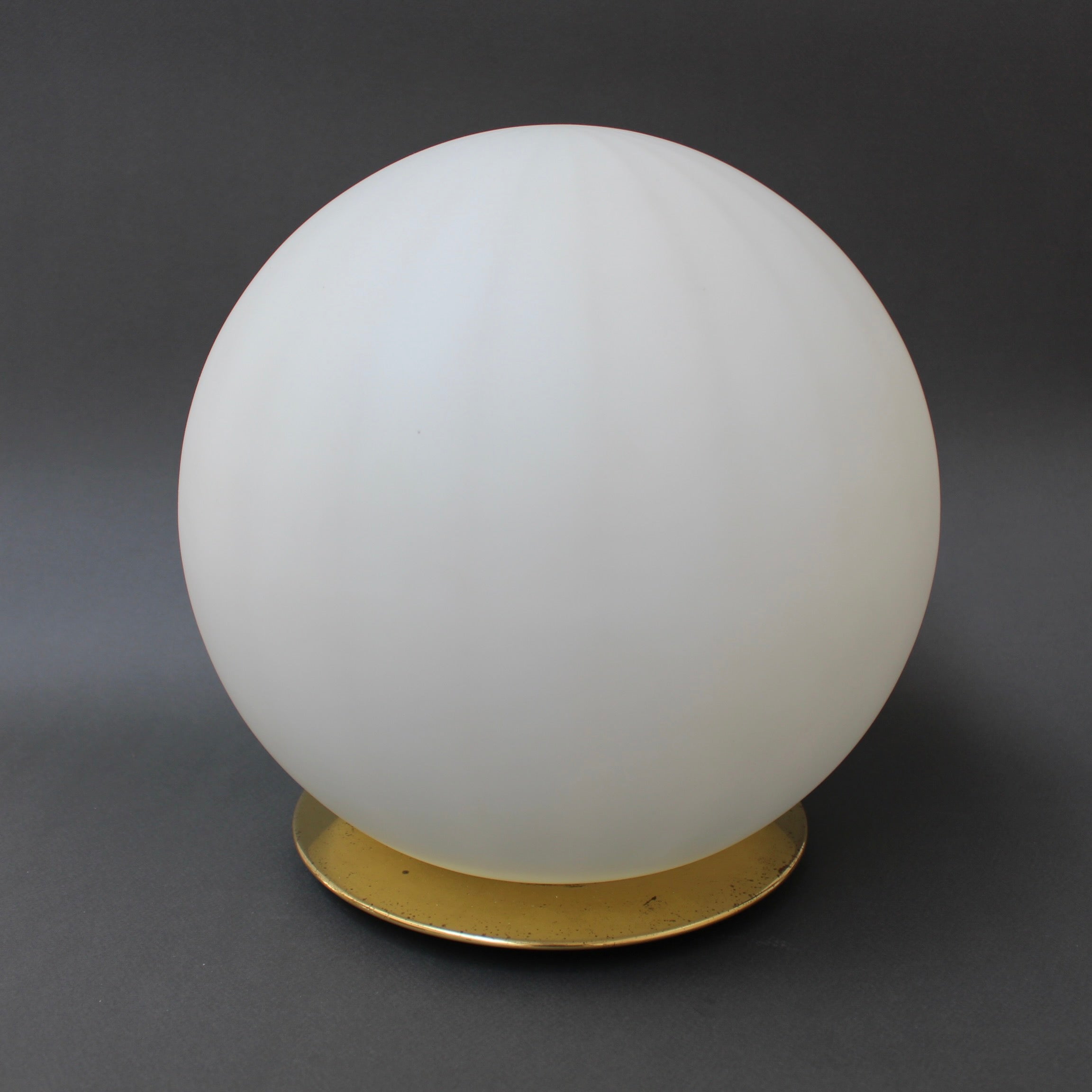 vintage-murano-glass-globe-table-lamp-circa-1970s-bureau-of
