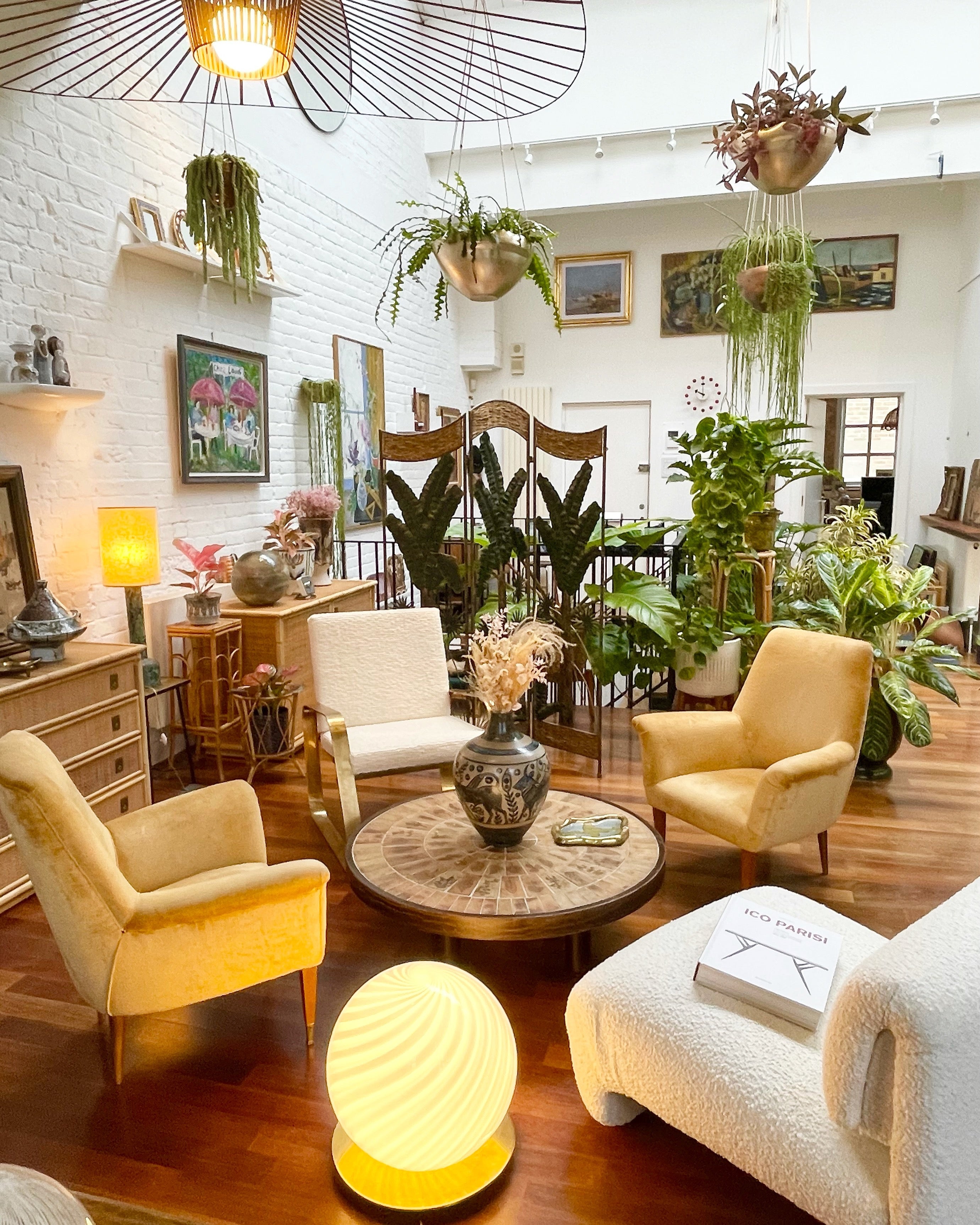 Vintage Italian Lounge Chair (circa 1970s) – Bureau of Interior Affairs ...