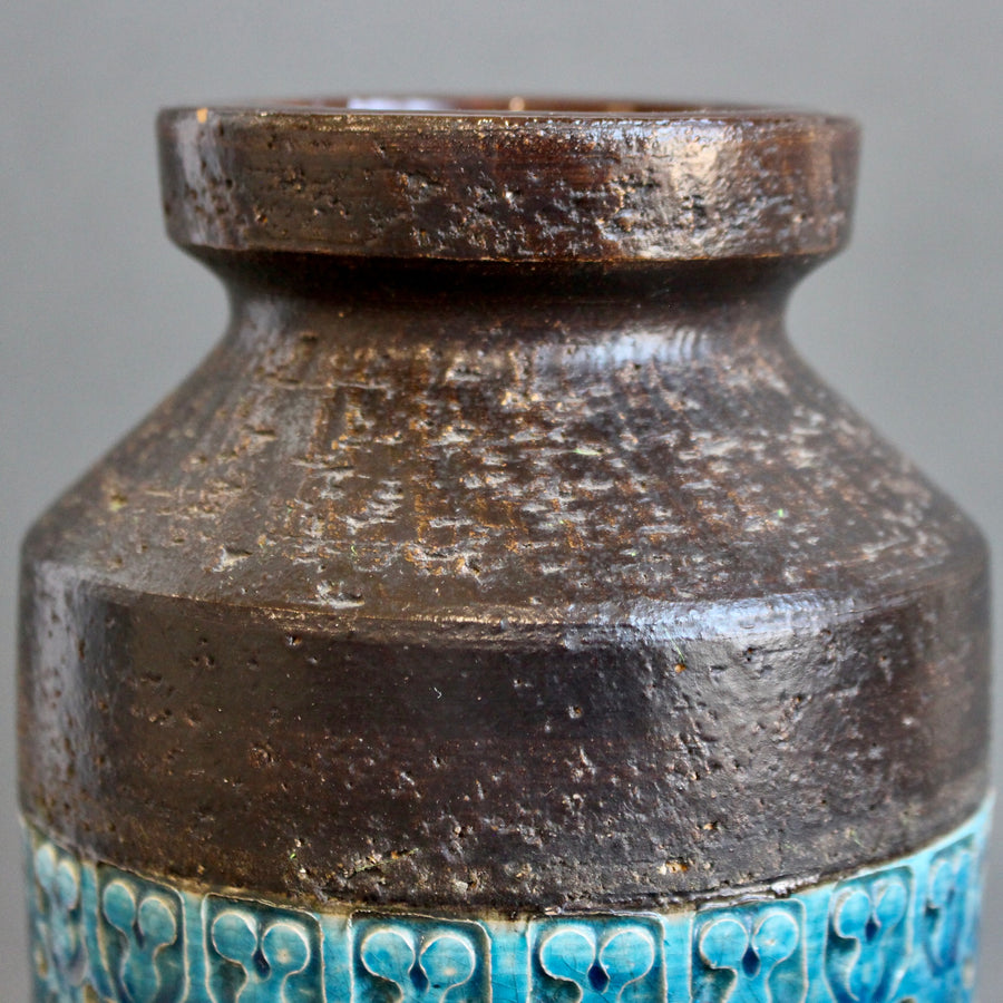 Mid-Century Italian Ceramic Trifoglio Range Vase by Aldo Londi for Bitossi (1964)