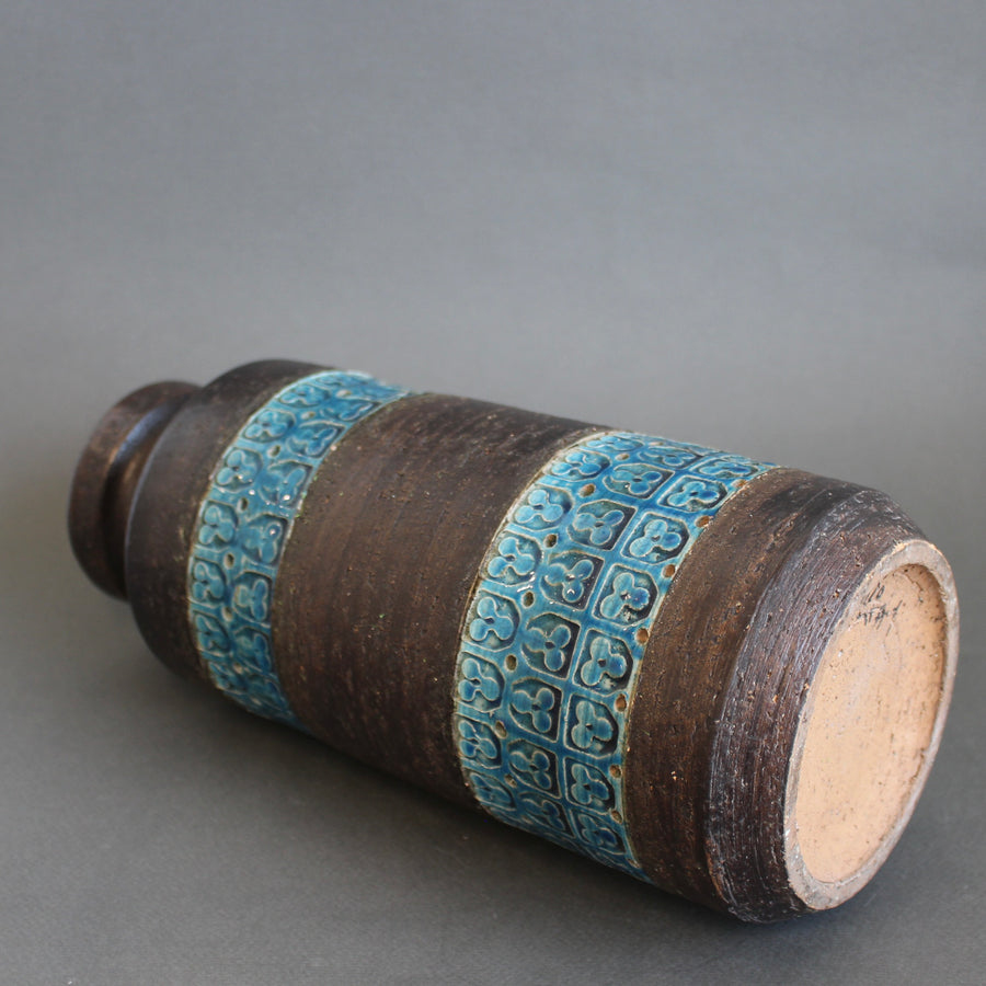 Mid-Century Italian Ceramic Trifoglio Range Vase by Aldo Londi for Bitossi (1964)