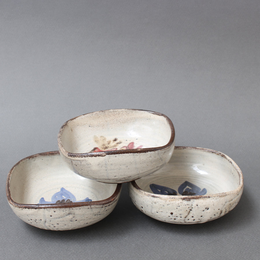 Triplet of French Vintage Ceramic Decorative Bowls by Gustave Reynaud, Le Mûrier (circa 1960s) - Small
