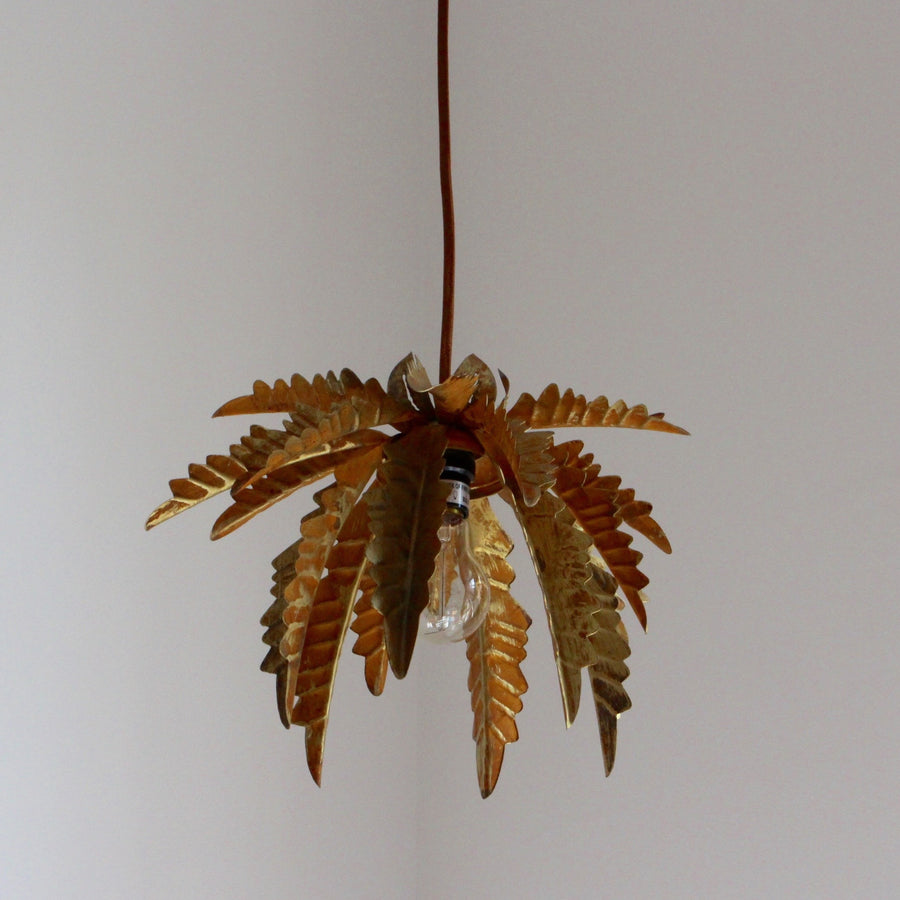 Contemporary Vintage-Inspired Pendant Light with Leaf Motif