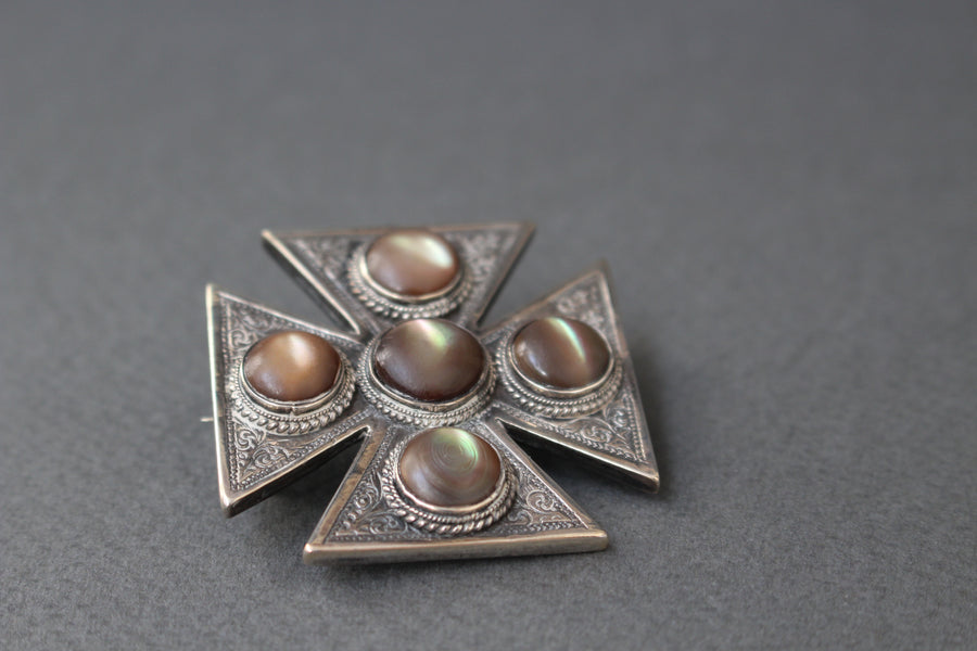 Chinese Silver Brooch with Cabochons by Wang Hing (Late 19th Century)
