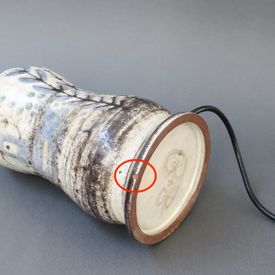 French Vintage Ceramic Table Lamp by Le Mûrier Studios (circa 1960s)