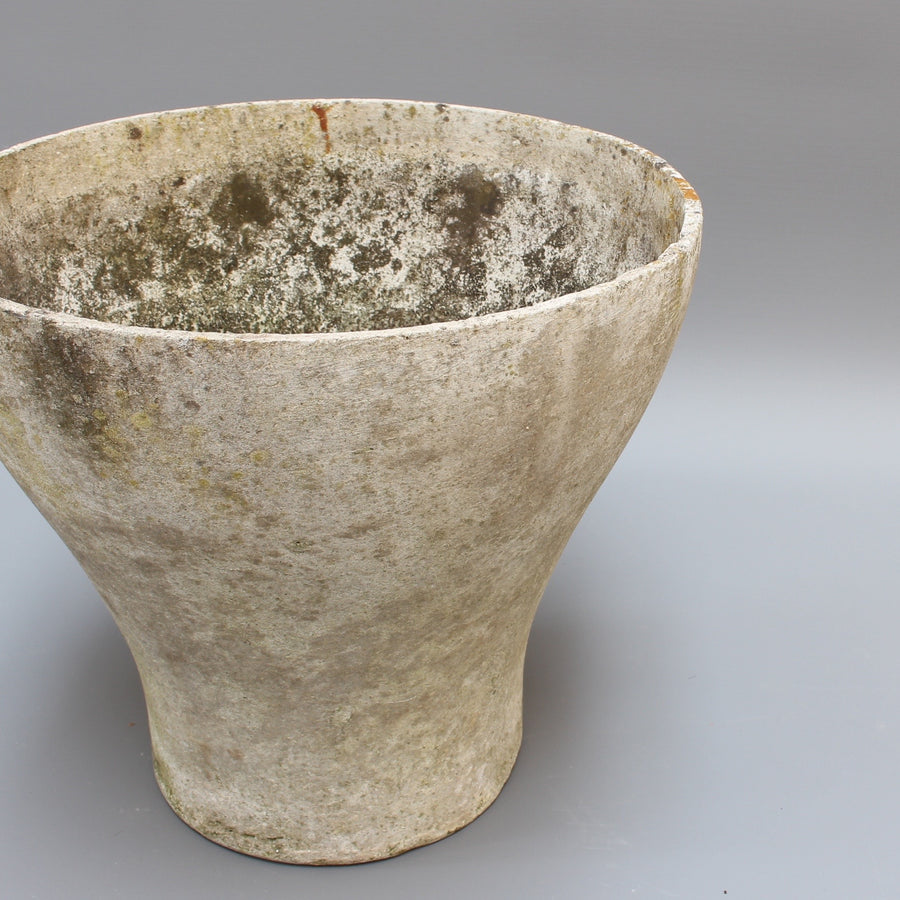Goblet-Shaped Planter Attributed to Willy Guhl for Eternit (circa 1960s)